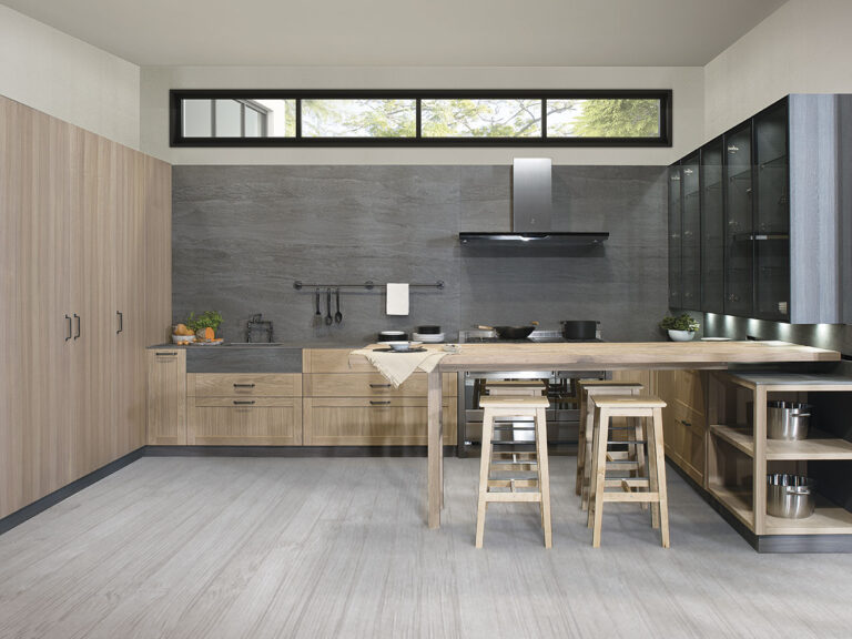 Muebles de cocina con enmarcado de madera